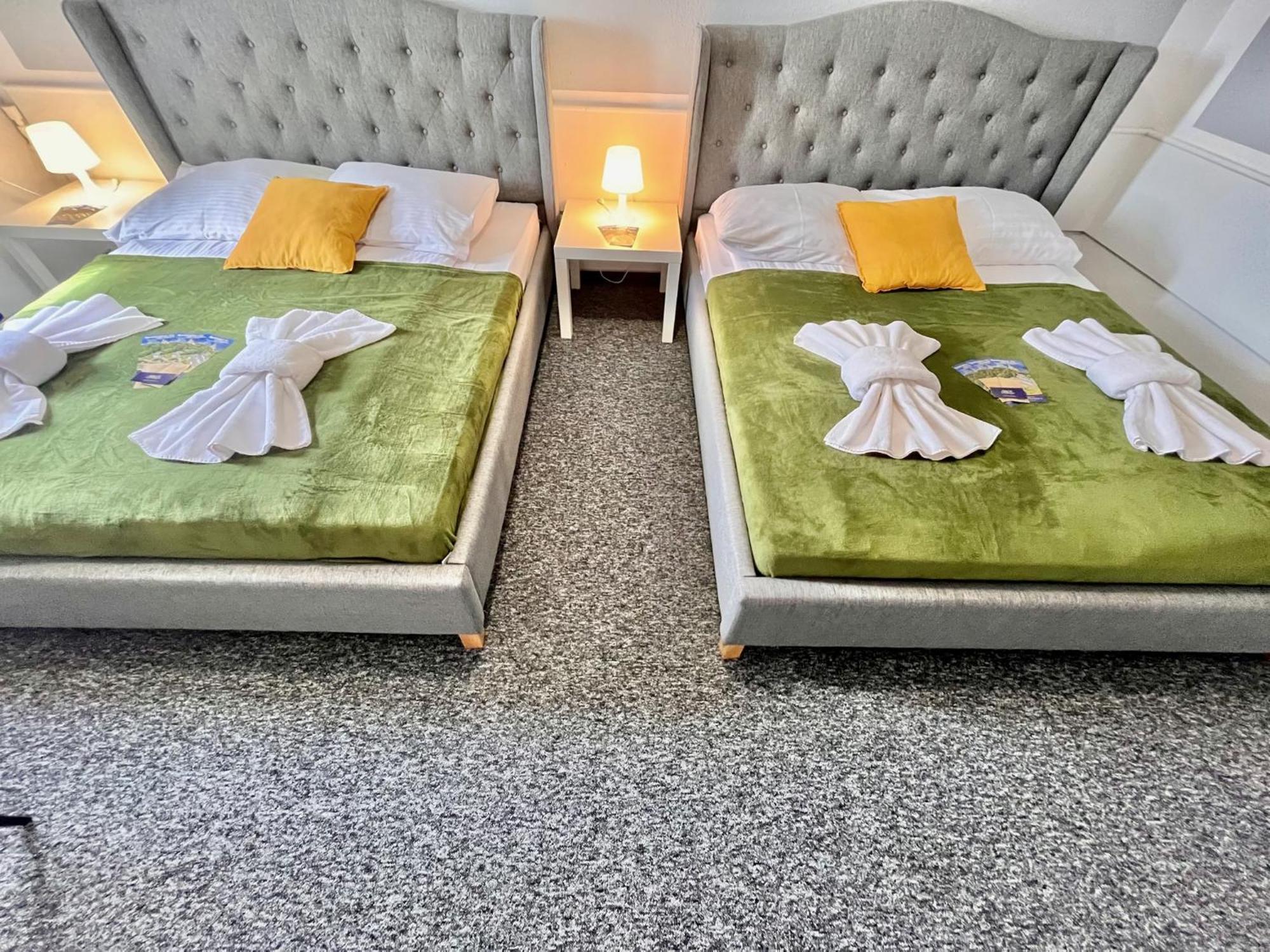 Great Polonia Swidnica City Center Екстериор снимка