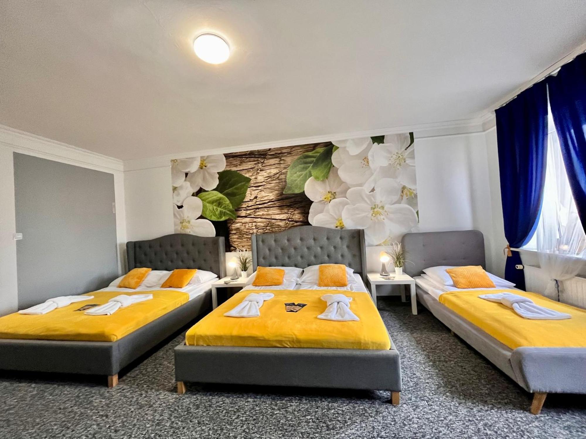 Great Polonia Swidnica City Center Екстериор снимка