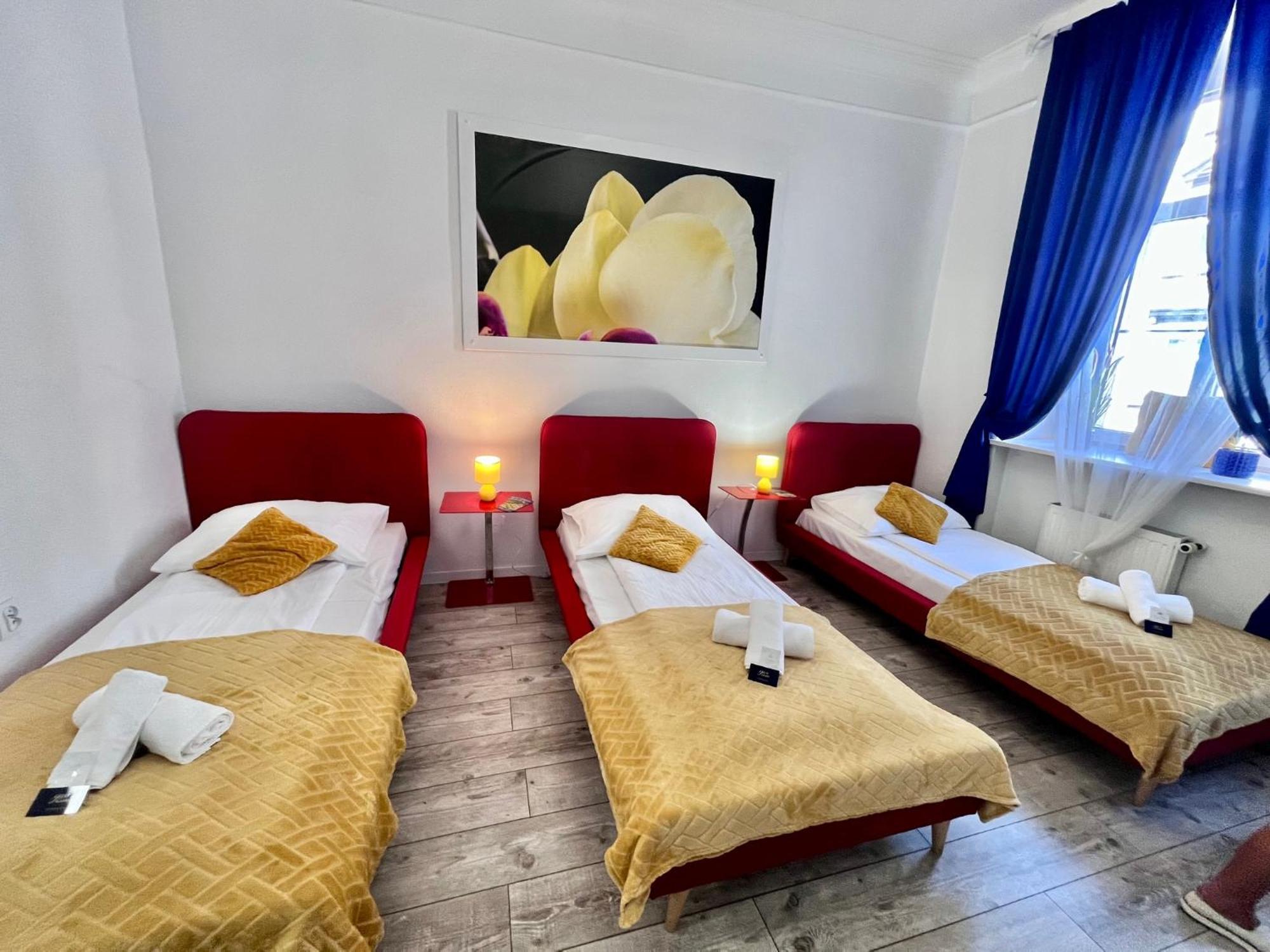 Great Polonia Swidnica City Center Екстериор снимка