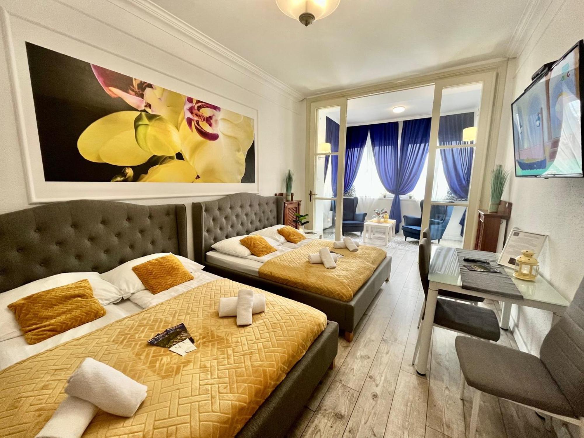 Great Polonia Swidnica City Center Екстериор снимка